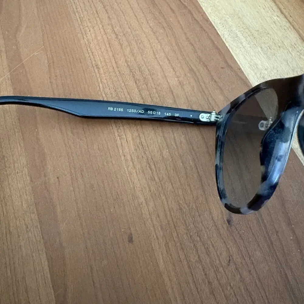 Ray-Ban RB2185 Wayfarer II Sunglasses Black Plastic Frame Gray Tinted 52-18